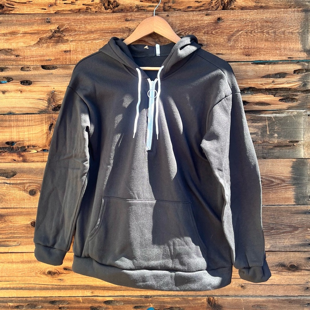 UNBRANDED | Black Hoodie M